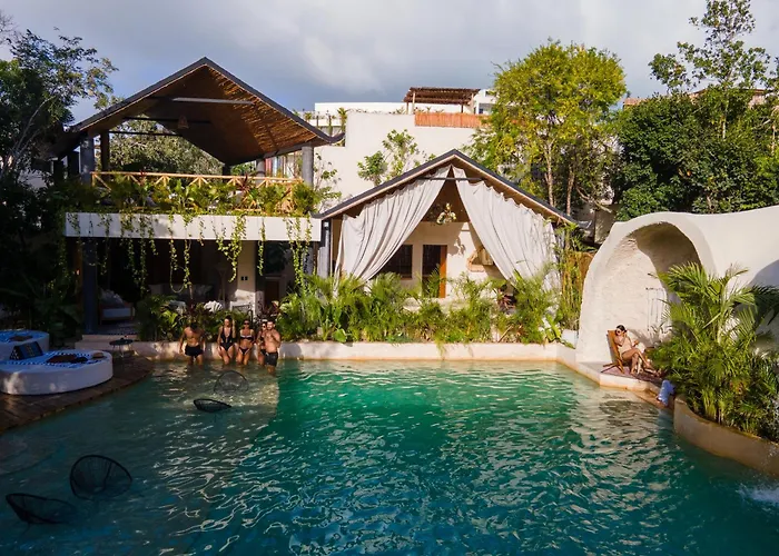 Nevana Luxury By La Zebra 4*